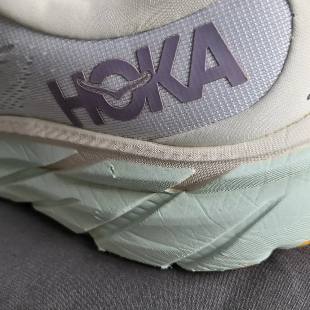 Hoka One One Womens Sz 10.5B Clifton 8 Running Shoes Sneakers Yellow White